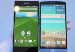 Both the Xperia Z3 (left) and LG G3 (right) have CD screens.